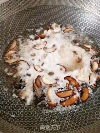 鸡蛋牛奶手擀面的做法步骤:14