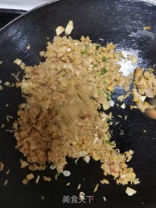 泡菜炒饭的做法步骤：5