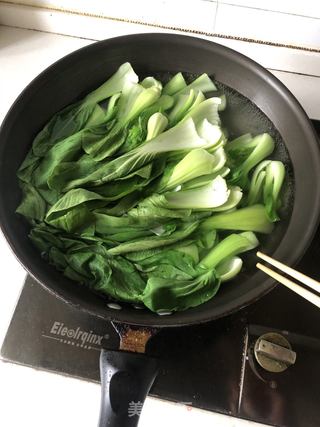 家常香菇青菜包馅料的做法步骤：1