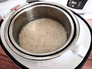 西兰花沙拉饭的做法步骤:2