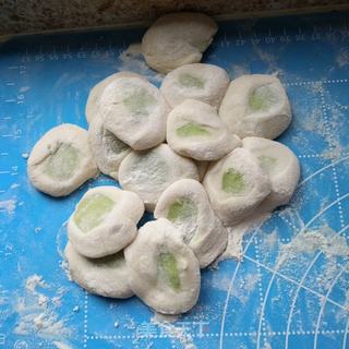 东北酸菜馅的饺子的做法步骤:3
