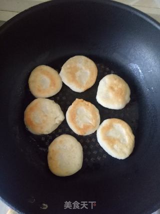 红糖糯米饼的做法步骤：7