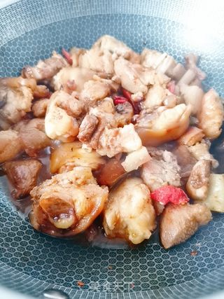 板栗烧猪蹄的做法步骤:8