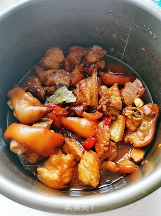 板栗烧猪蹄的做法步骤:10