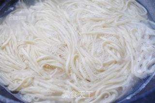 香到飞起的葱油拌面的做法步骤:7