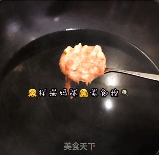 原创【仙草味道私房菜】之白玉萝卜丸子汤的做法步骤:3