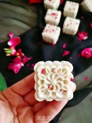 玫瑰?山药红豆糕的做法步骤:21