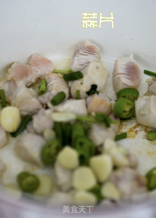 鸡胸肉藜麦沙拉的做法步骤:6