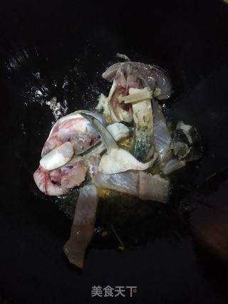 家常清淡草鱼的做法步骤:3