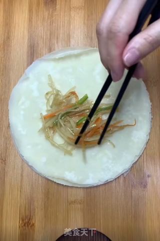 胡萝卜土豆丝卷饼的做法步骤:11