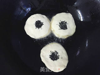 豆渣饼的做法步骤：4