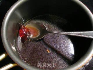 六香猪肘子的做法步骤：11