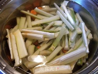 甘蔗胡萝卜水的做法步骤:5