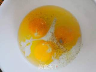 火腿玉米蛋饼的做法步骤：3