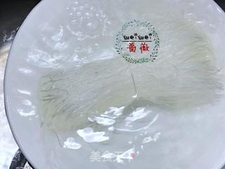 花甲最火的做法,锡纸花甲粉丝,简单易上手,味道绝了!的做法步骤:3