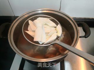 茭白木耳鸡汤的做法步骤:9
