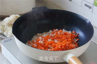莲藕鸡蛋炒饭的做法步骤:2