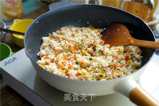 莲藕鸡蛋炒饭的做法步骤:8