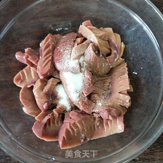 青蒜苗炒腰花的做法步骤:5