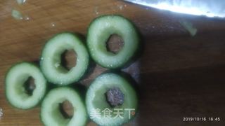 黄瓜拼花的做法步骤：3