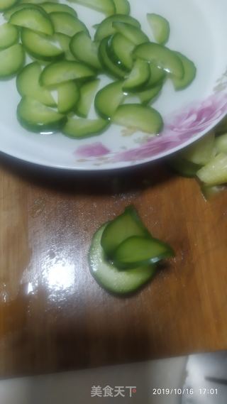 黄瓜拼花的做法步骤：5