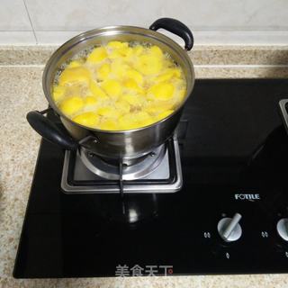 黄桃罐头的做法步骤:5