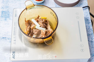 老鸭萝卜汤的做法步骤:8