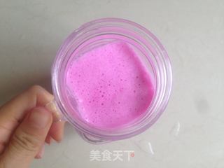 香蕉火龙果奶昔的做法步骤:3