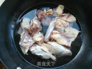 虫草花萝卜老鸭汤的做法步骤：2