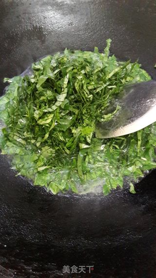 不妨一试的豆角叶汤(豇豆叶)的做法步骤:4