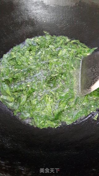 不妨一试的豆角叶汤(豇豆叶)的做法步骤:5