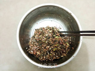 鲜肉梅干菜馅饼的做法步骤:5