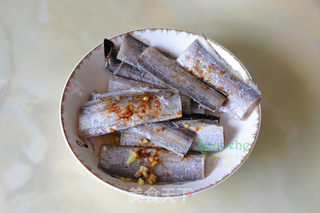 红烧带鱼的做法步骤:2