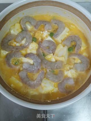 “蟹黄”虾仁豆腐煲的做法步骤:11