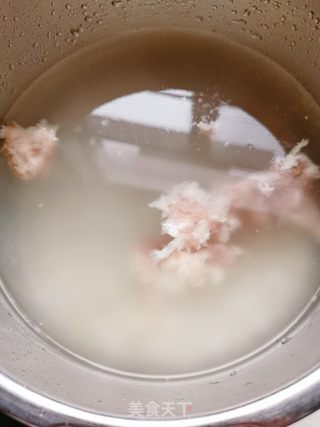 藜麦瘦肉粥的做法步骤:2