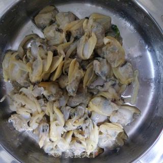 花蛤肉炒奶白菜的做法步骤:5