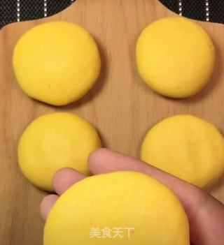 胡萝卜豆沙包的做法步骤:4