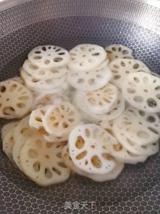 凉拌藕片的做法步骤:6