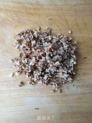 香菇青菜大馄饨的做法步骤:3
