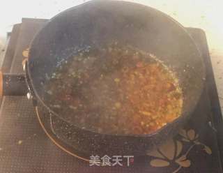 虾仁怎么做好吃_虾仁的做法_教你怎样做好吃有营养的蒜蓉粉丝蒸虾的做法步骤：4