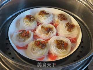 虾仁怎么做好吃_虾仁的做法_教你怎样做好吃有营养的蒜蓉粉丝蒸虾的做法步骤:6
