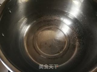 胡萝卜小米粥的做法步骤：1