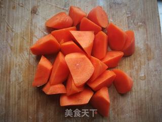 胡萝卜小米粥的做法步骤:2