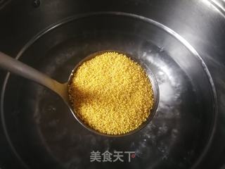 胡萝卜小米粥的做法步骤:3