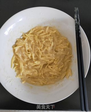 土豆饼的做法步骤：3