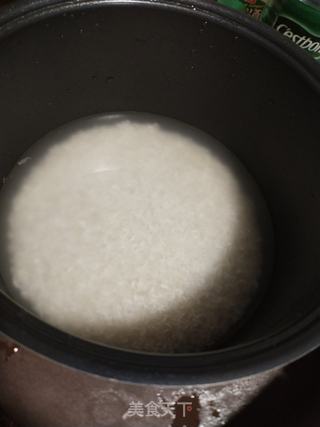 香菇鸡焖饭的做法步骤:4