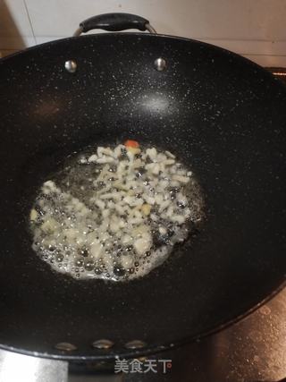香菇鸡焖饭的做法步骤:5