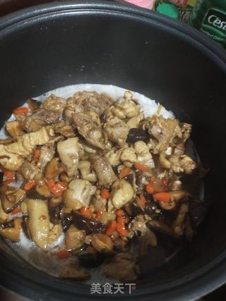 香菇鸡焖饭的做法步骤:12