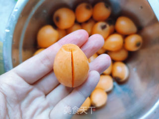 冰糖枇杷膏的做法步骤:2