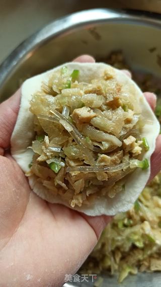 白萝卜鸡蛋包子的做法步骤:12
